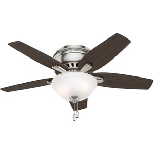 lot 22749 image: Hunter 42 Newsome Brushed Nickel Ceiling Fan with Light Kit and Pull Chain