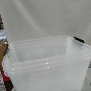 lot 22761 image: 5 CLEAR STORAGE CONTAINERS W LIDS
