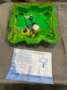 lot 22848 image: Beyblade Burst Evolution