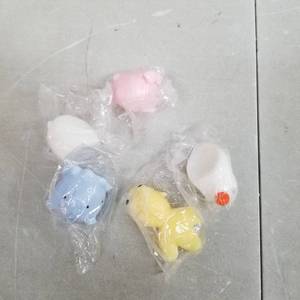 lot 5367 image: 5 pcs Squishy Toys