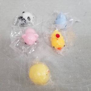 lot 5369 image: 5 pcs Squishy Toys