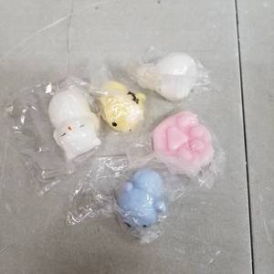 lot 5370 image: 5 pcs Squishy Toys