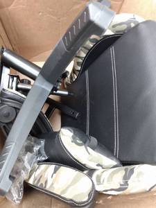 lot 5384 image: Camo Gaming Chair