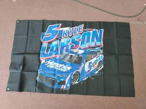 lot 7310 image: Kyle Larson Flag 3x5