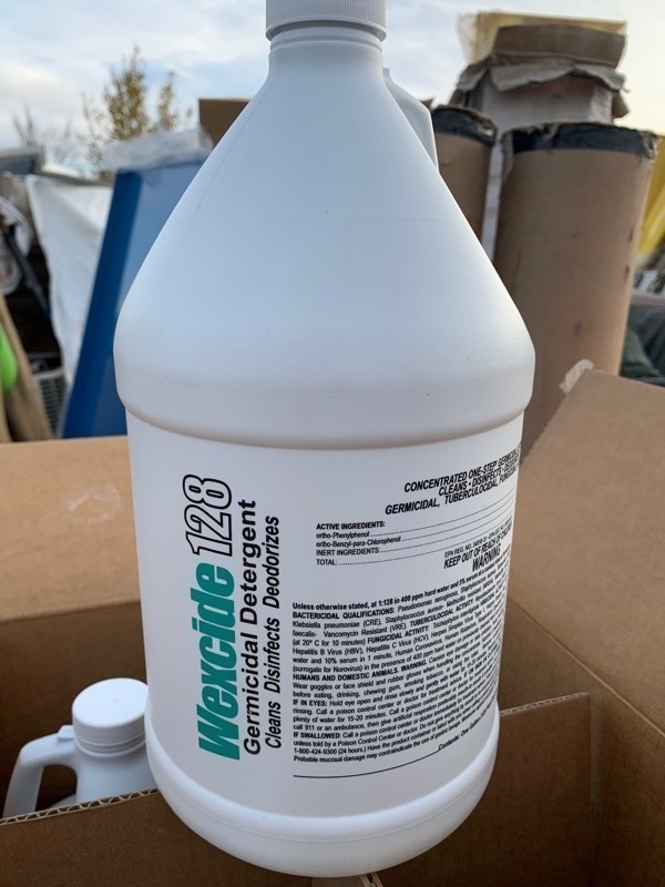 lot 351 image: Case of 4 Jugs of Wexcide 128 Germicidal Detergent