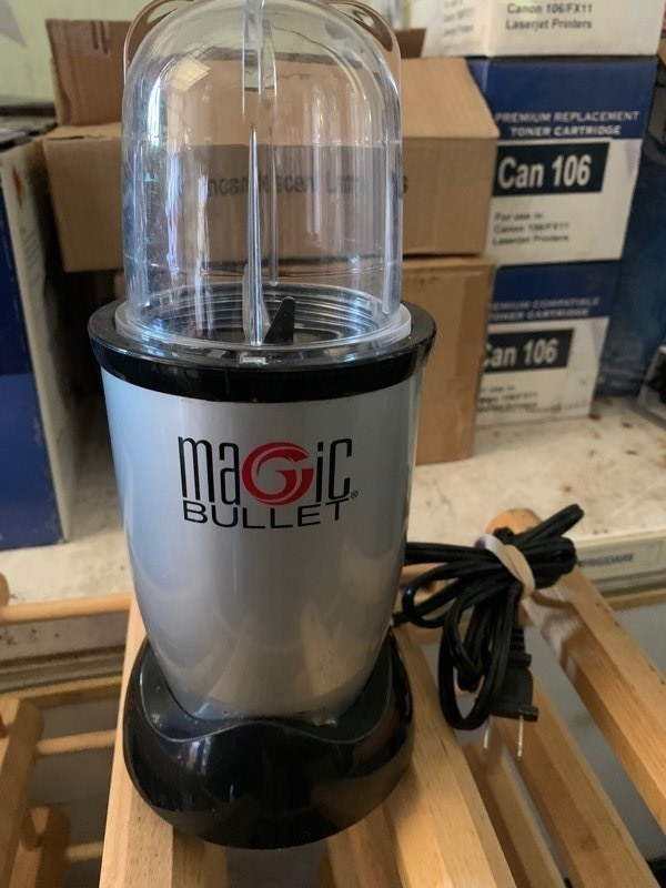 lot 78 image: Magic Bullet Blender