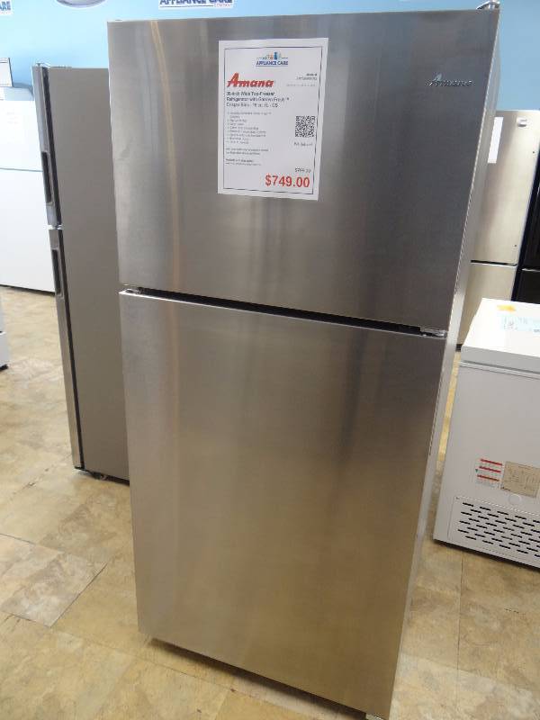 lot 1078 image: BRAND NEW Amana Stainless Steel Top Freezer Refrigerator