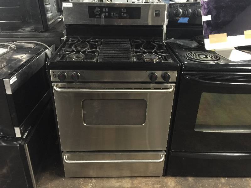 lot 9007 image: Frigidaire Gas Professional Gallery Stove