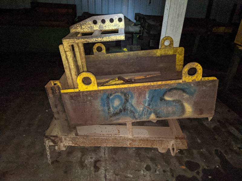 lot 24982 image: Misc Metal Equipment