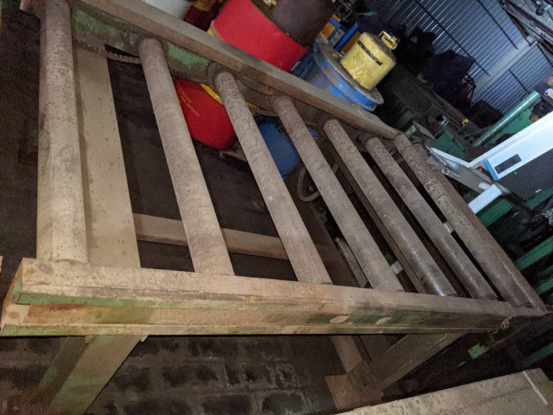 lot 36426 image: Downward Angled Conveyer System - Large Rollers