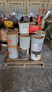 lot 8609 image: Assorted Buckets of Paint  Primer