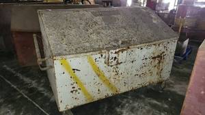 lot 8666 image: Heavy Duty Lico Steel Job Box&nbsp