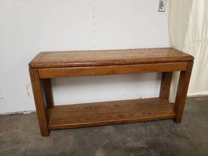 lot 58000 image: Sofa Table