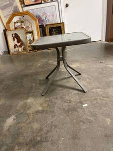 lot 58012 image: glass top metal table