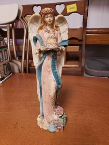 lot 58021 image: Lenox My Birthday Angel