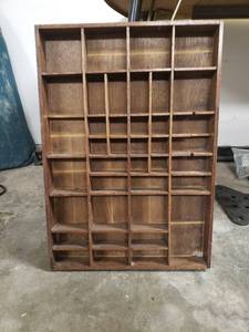 lot 58061 image: Shadow Box