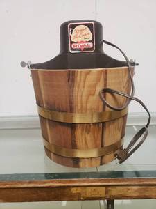 lot 58063 image: Rival Ice Cream Maker
