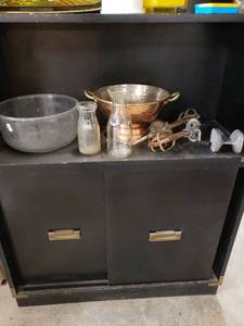lot 58074 image: Contents of Shelf ONLY