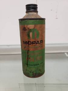 lot 58082 image: Empty Mopar Automobile Polish Bottle