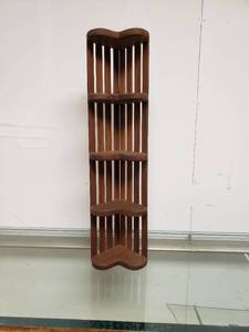 lot 58090 image: Wood Corner Shelf