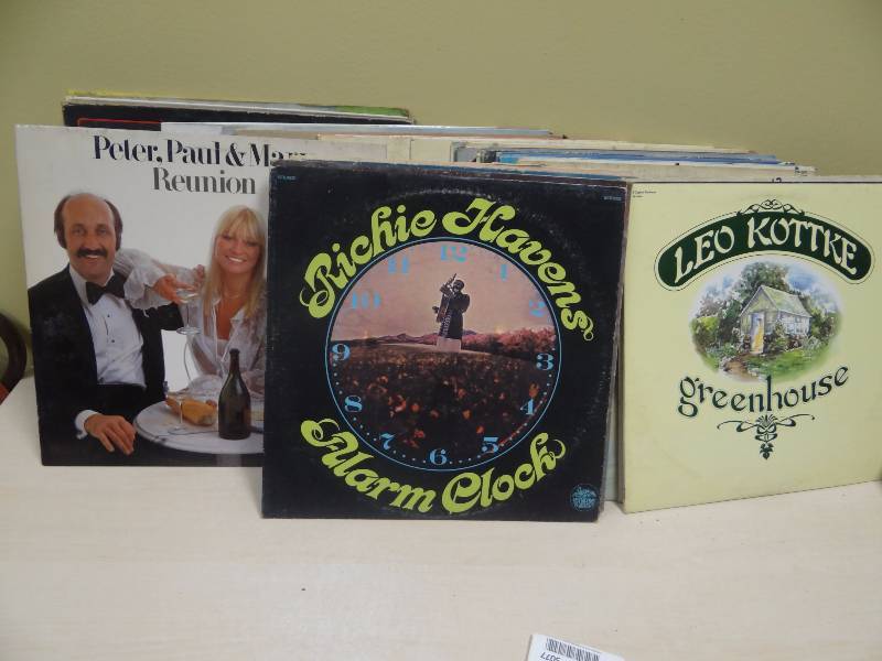 lot 6176 image: Lot of (30) Misc Various Artist Vinyl Records