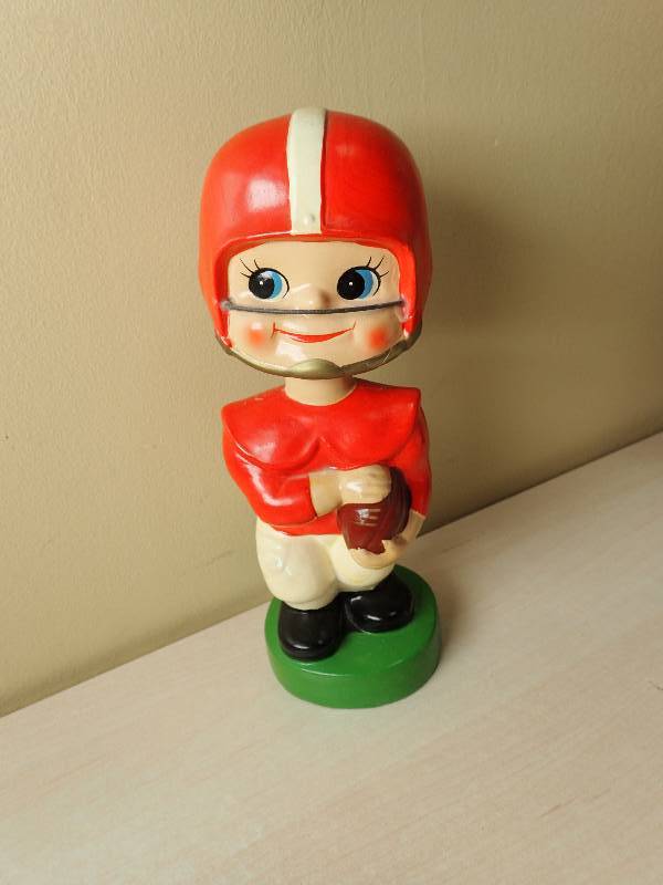 lot 6195 image: Collectible Ceramic Classic Bobble Head