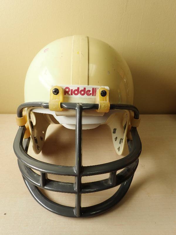 lot 6197 image: Riddell Sports Football Helmet Size Medium