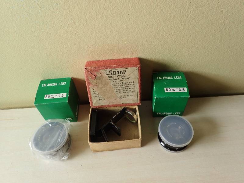 lot 6215 image: Enlarging Lens Set