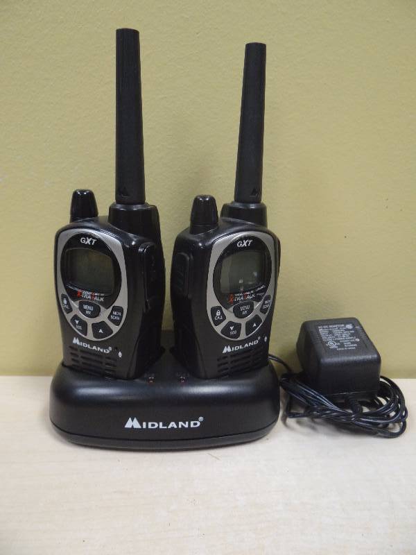 lot 6184 image: Midland GXT1000 50 GMRSFRS Channel 2-way radios tested and working