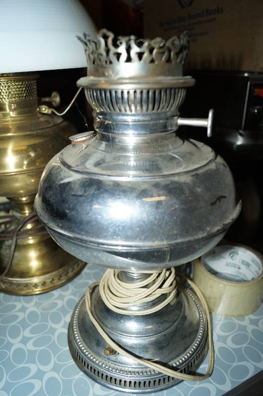 lot 4111 image: Converted Oil Lamp