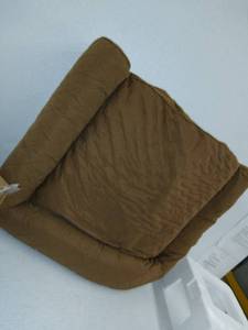 lot 31887 image: PretDog Comfy Bed -Brown