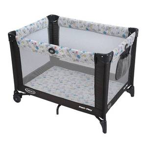 lot 31932 image: Top Selling Graco Playards