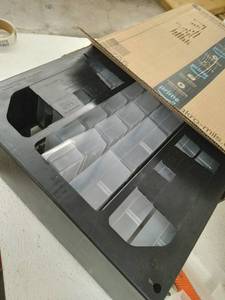 lot 31973 image: Small Drawer Organizer