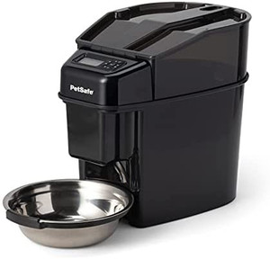 lot 38040 image: Healthy Pet Simply Feed Automatic pet Feeder