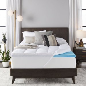 lot 41727 image: Sleep Innovations Dual Layer Enhanced Support Gel Memory Foam 4 Mattress Topper, King