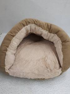lot 99588 image: Sleep Zone dog bed small