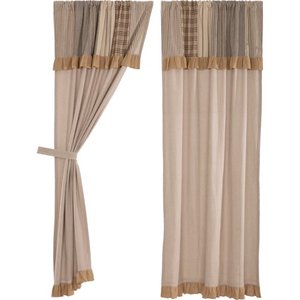 lot 3048 image: Sawyer Mill Patchwork Panel with Valance Set - Panel 84x40- Retail$82.49