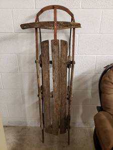 lot 58098 image: Antique Sled