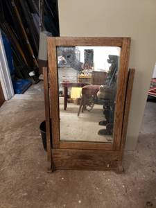 lot 58102 image: Antique Mirror