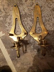 lot 58108 image: Pair Brass Candleholders
