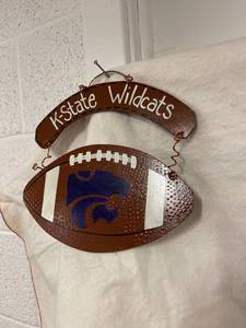 lot 58110 image: k state football wall hanging