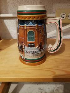 lot 58112 image: 1997 Budweiser Stein