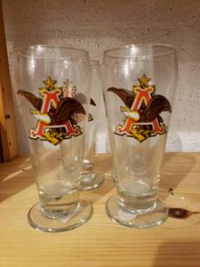 lot 58116 image: Set 4 Anheiser Busch Beer Flutes
