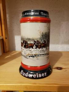 lot 58130 image: 1990 Budweiser Stein