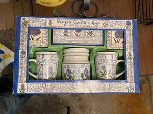 lot 58143 image: canister and mug tea set