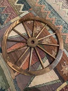 lot 58165 image: 24 inch wagon wheel