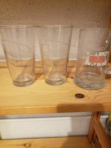 lot 58173 image: Lot 3 Budweiser Glasses 2-KC Chiefs