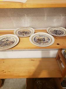 lot 58178 image: Set 4 Porcelain de Limoges France Plates