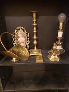 lot 58191 image: Lot 6 Brass Pieces