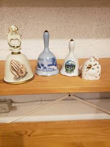 lot 58200 image: Lot of 4 Bells